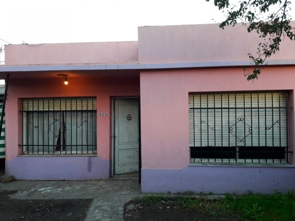 VENTA CASA CON AMPLIO LOTE
