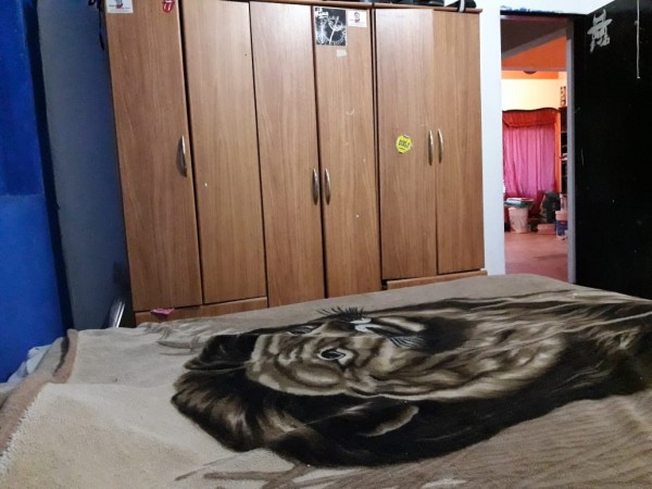 VENTA CASA CON AMPLIO LOTE