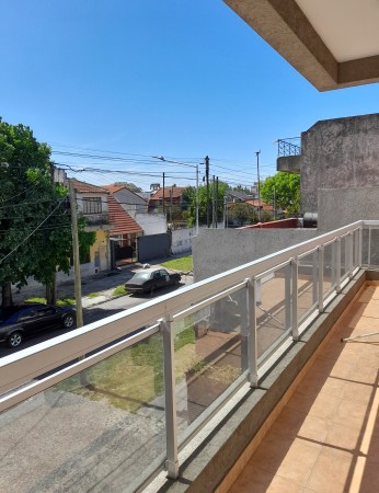 VENTA - IMPORTANTE DEPARTAMENTO