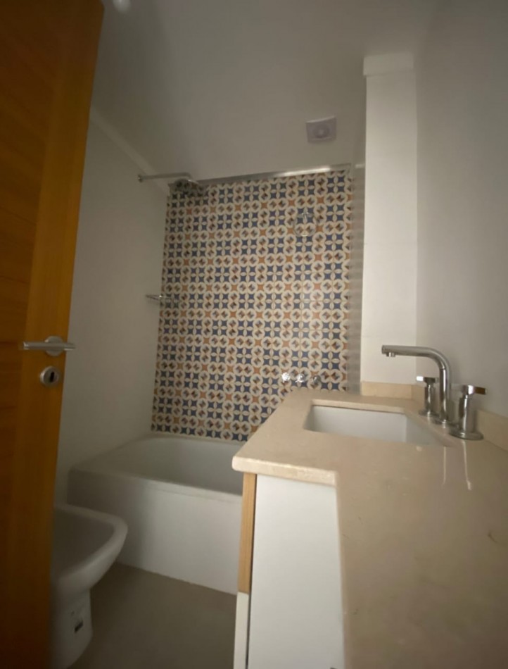 VENTA- Departamento excelente ubicacion