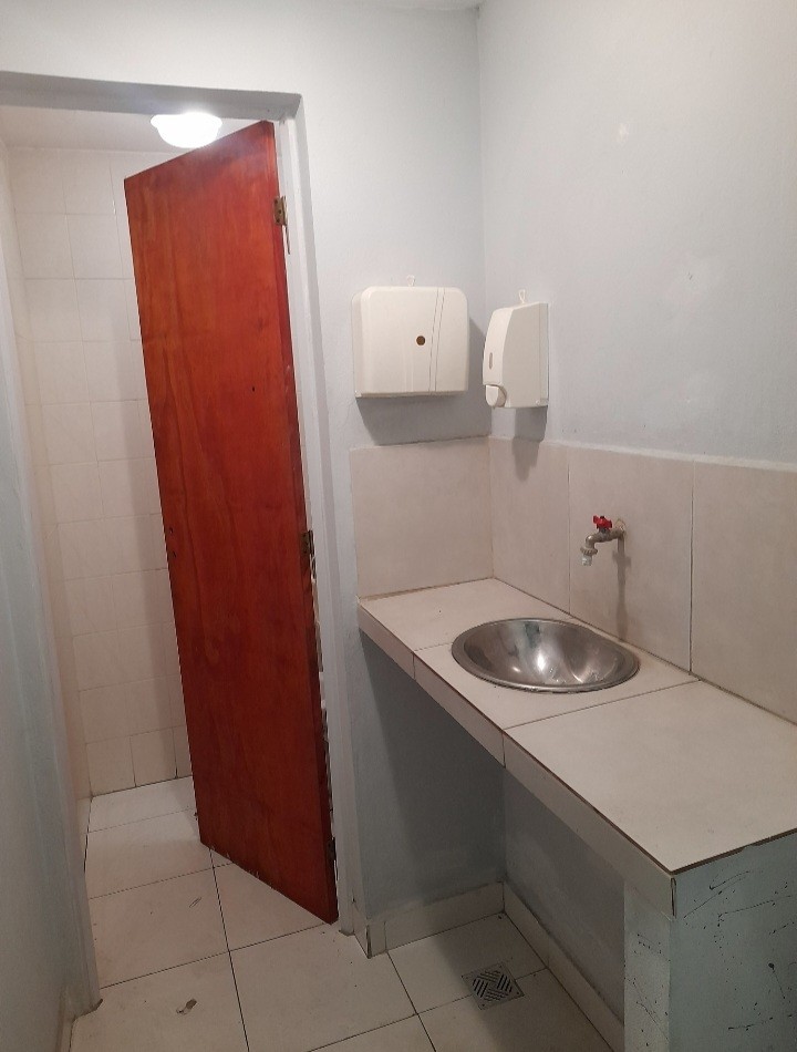 ALQUILER- PASEO GALERIA MITRE Local/Oficina