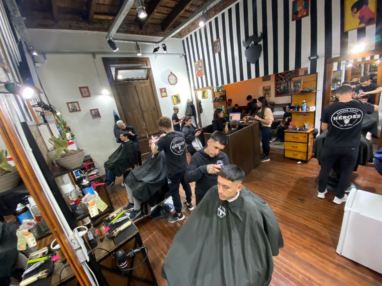 VENTA - Peluqueria y Barberia