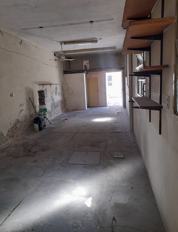 VENTA - CASA 2 AMBIENTES 