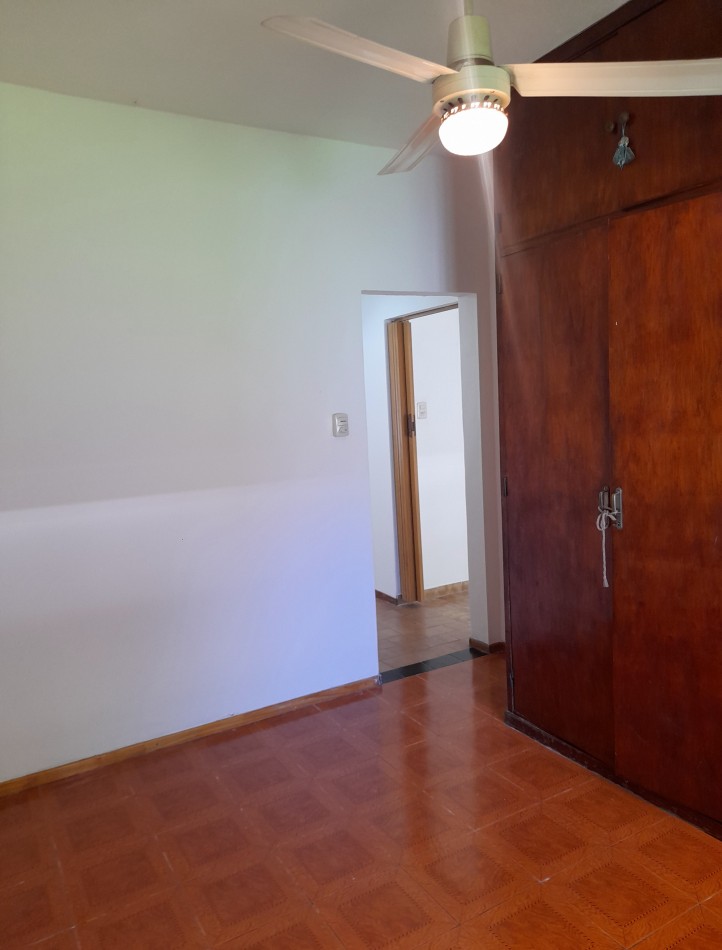 VENTA - CASA 2 AMBIENTES 