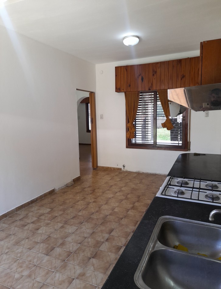 VENTA - CASA 2 AMBIENTES 