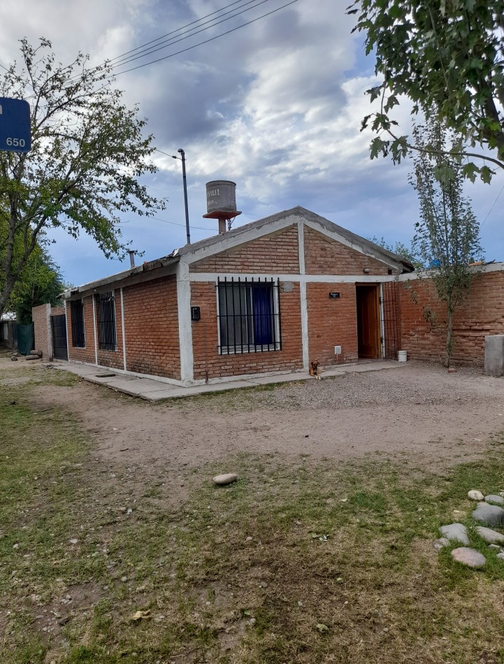 VENTA- CASA 4 AMBIENTES