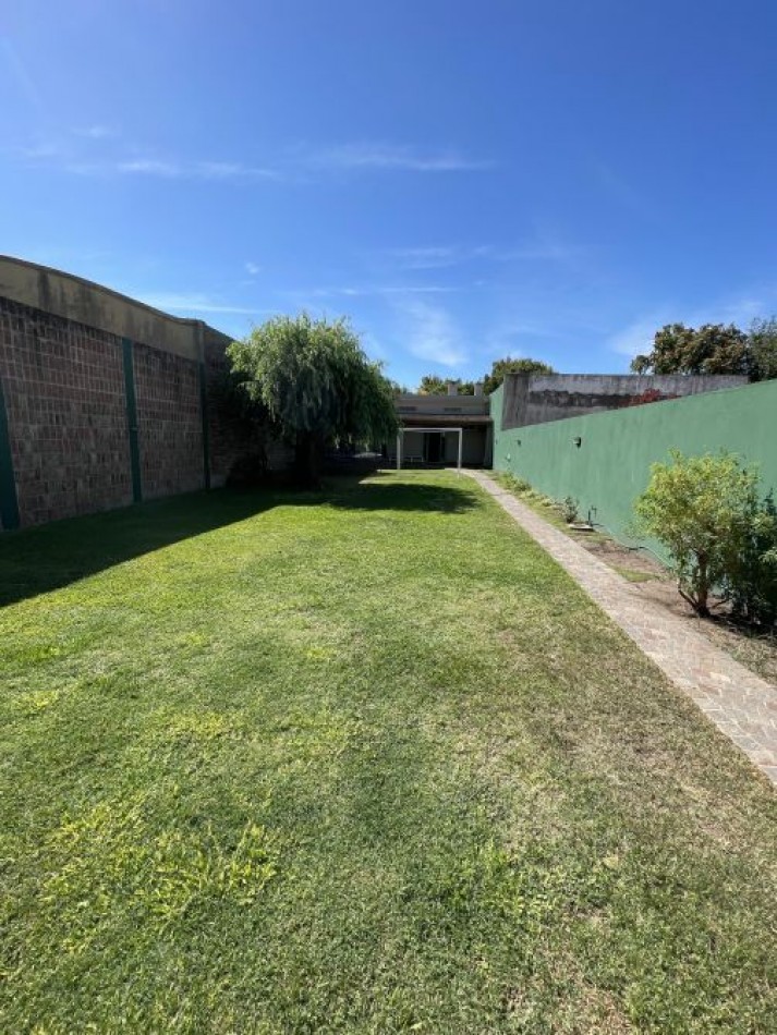 VENTA- MODERNO CHALET