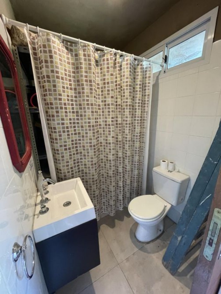 VENTA- MODERNO CHALET