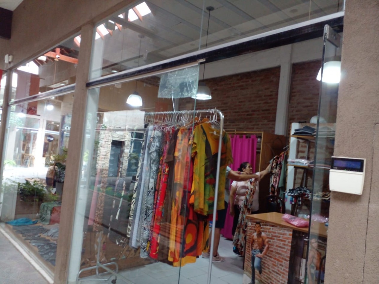 ALQUILER- PASEO GALERIA MITRE