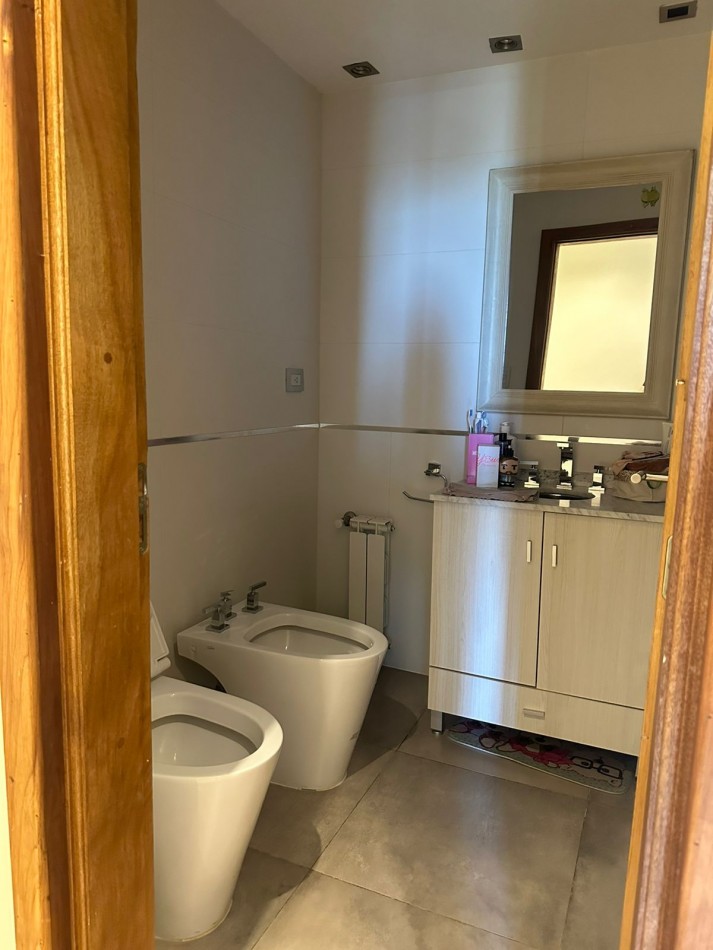 VENTA - PISO 4 AMBIENTES 