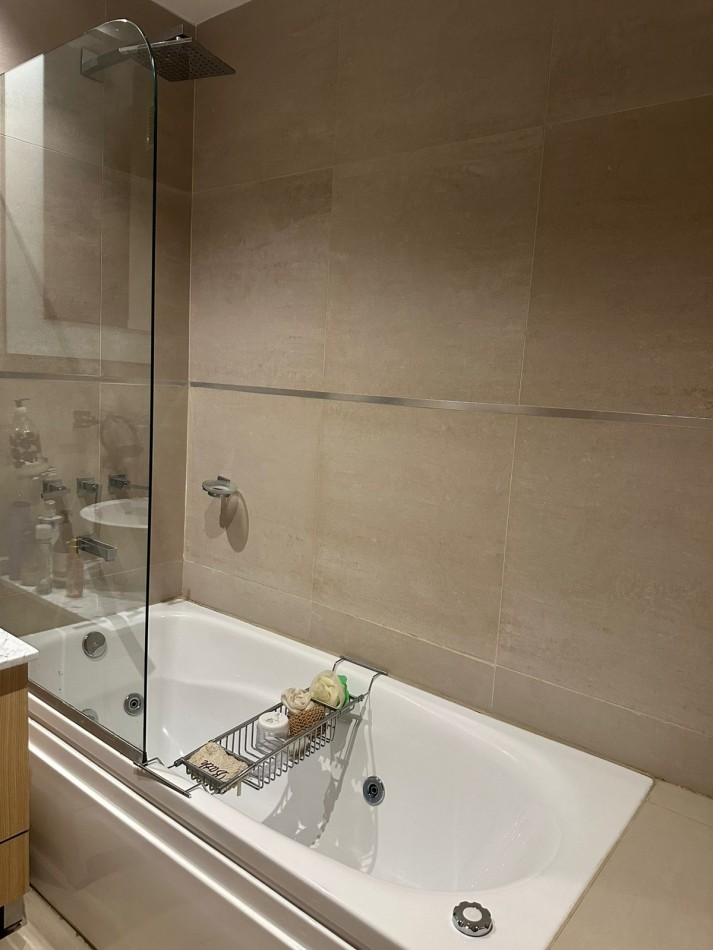 VENTA - PISO 4 AMBIENTES 