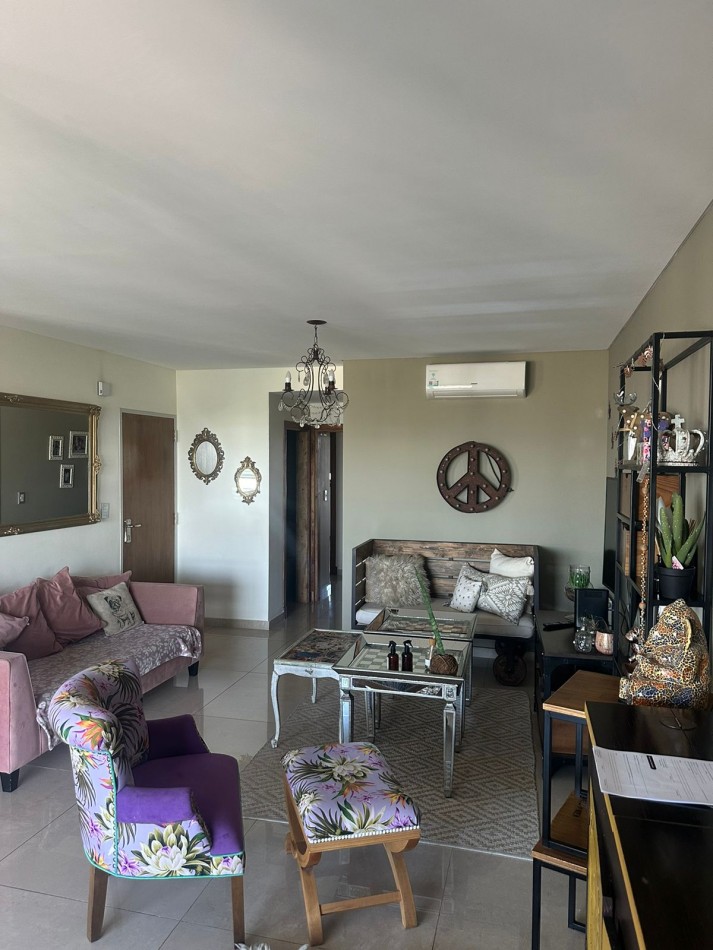 VENTA - PISO 4 AMBIENTES 