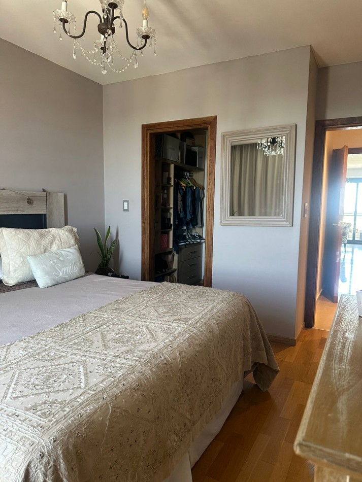 VENTA - PISO 4 AMBIENTES 