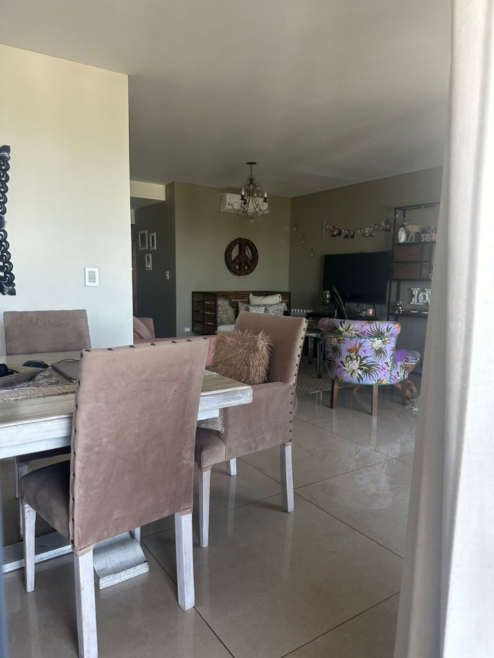 VENTA - PISO 4 AMBIENTES 