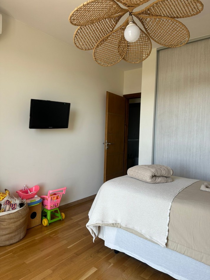 VENTA - PISO 4 AMBIENTES 