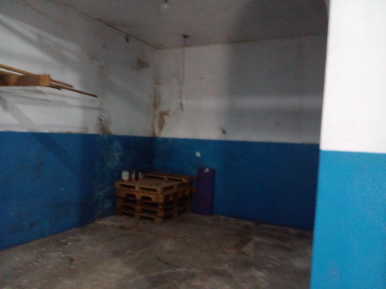 ALQUILER- GALPON O LOCALES