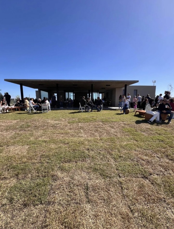 VENTA - LOTE  BARRIO PRIVADO "LAS VICTORIAS"