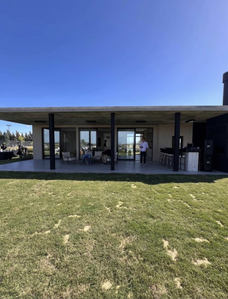 VENTA - LOTE  BARRIO PRIVADO "LAS VICTORIAS"