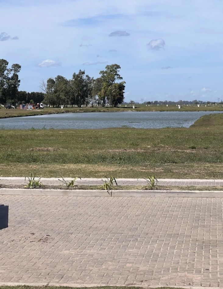 VENTA - LOTE  BARRIO PRIVADO "LAS VICTORIAS"