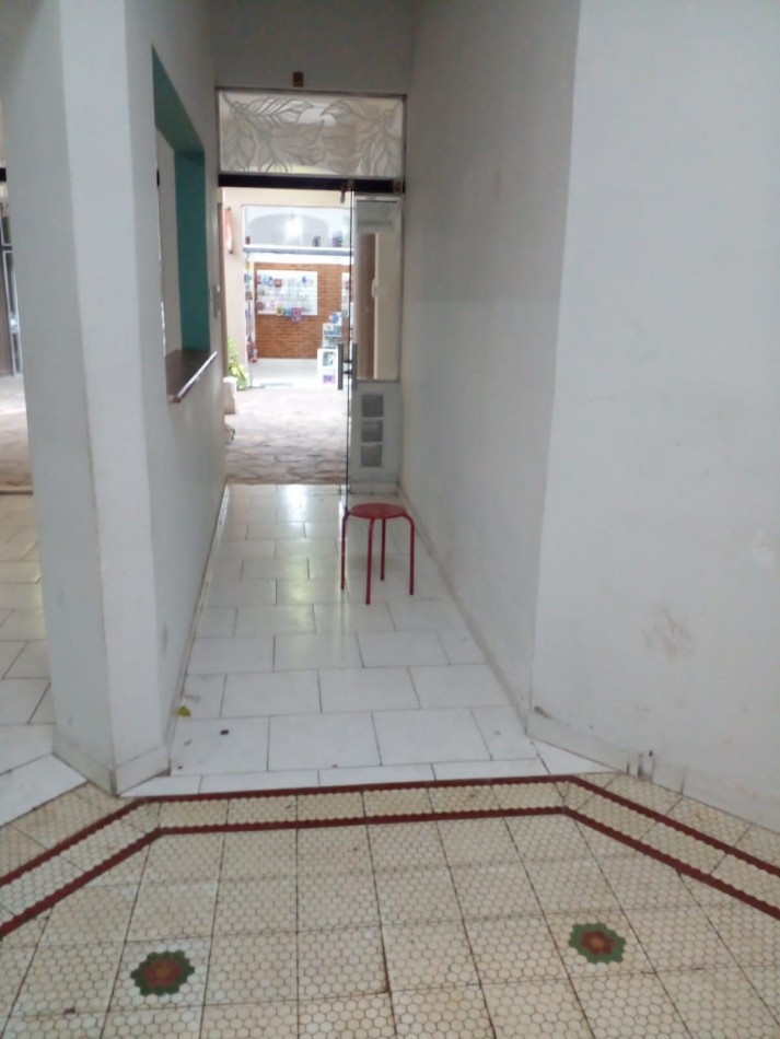 ALQUILER- PASEO GALERIA MITRE