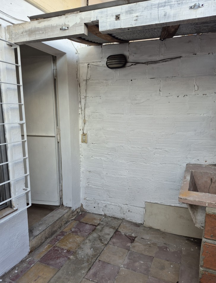 ALQUILER - PH al frente 3 ambientes