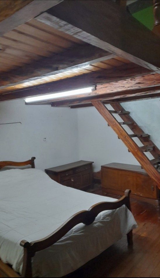 VENTA- CASA A METROS DE LA ESTACION DE TRENES