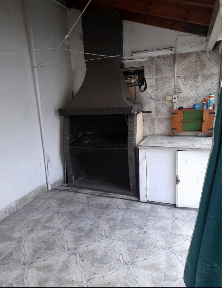 VENTA- CASA A METROS DE LA ESTACION DE TRENES