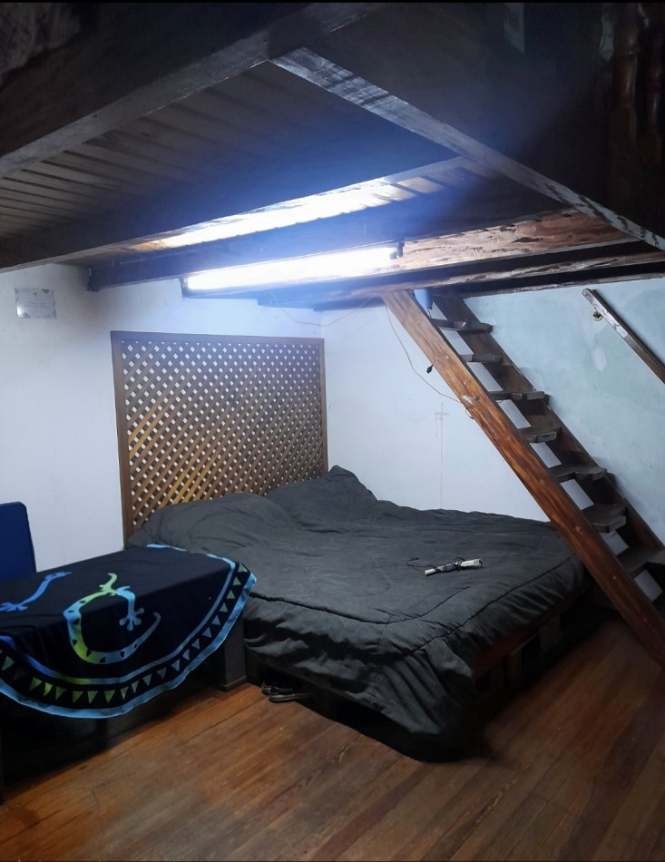 VENTA- CASA A METROS DE LA ESTACION DE TRENES