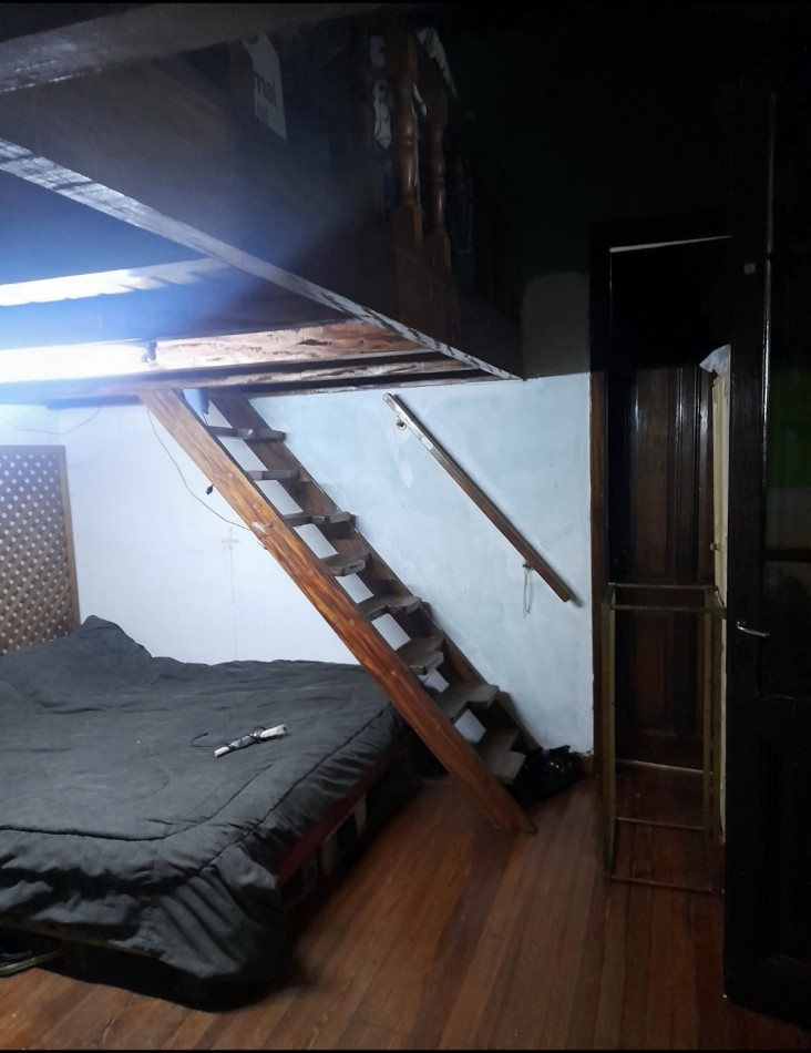 VENTA- CASA A METROS DE LA ESTACION DE TRENES