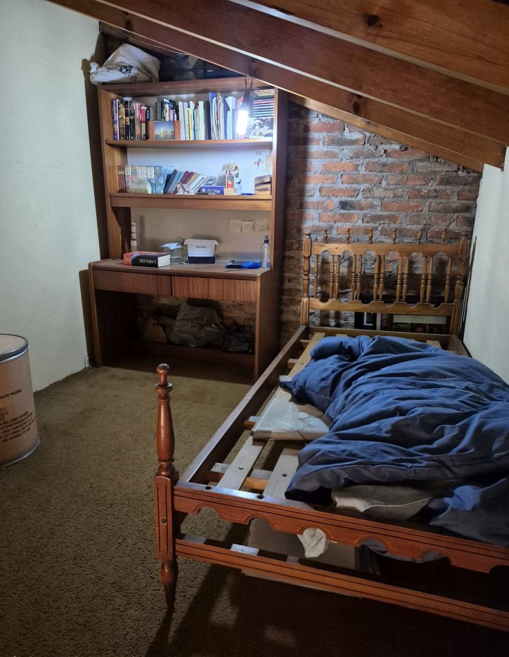 ALQUILER - CASA 3 AMBIENTES CON COCHERA Y PILETA