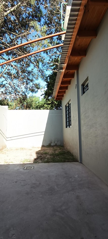 VENTA -  CASA 3 AMBIENTES