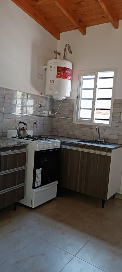 VENTA -  CASA 3 AMBIENTES