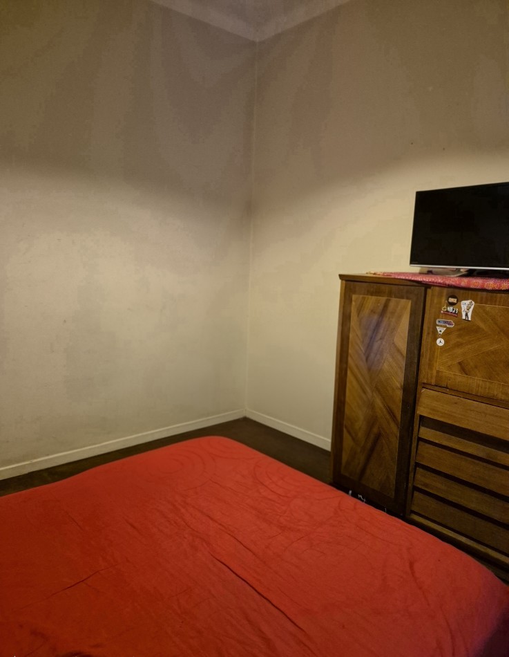 VENTA- CHALET 3 AMBIENTES CON COCHERA