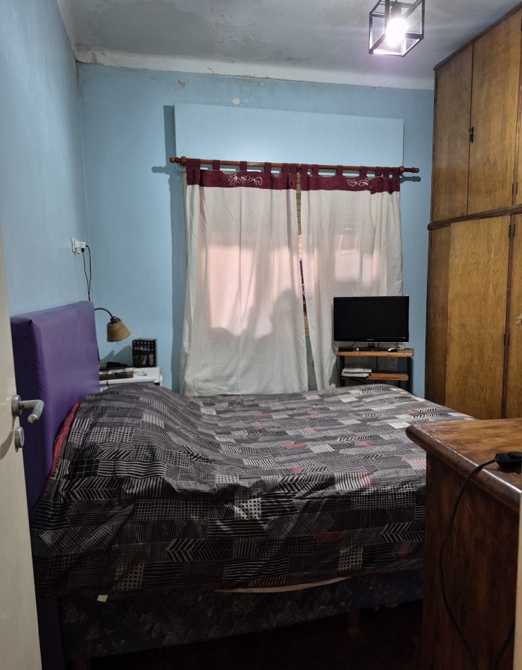 VENTA- CHALET 3 AMBIENTES CON COCHERA