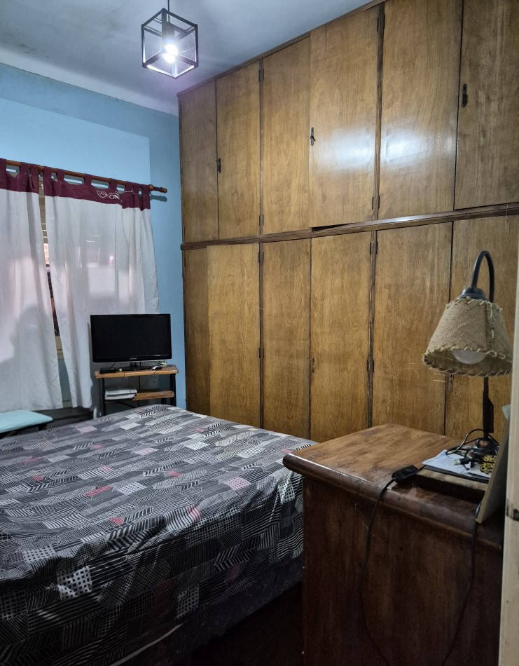 VENTA- CHALET 3 AMBIENTES CON COCHERA