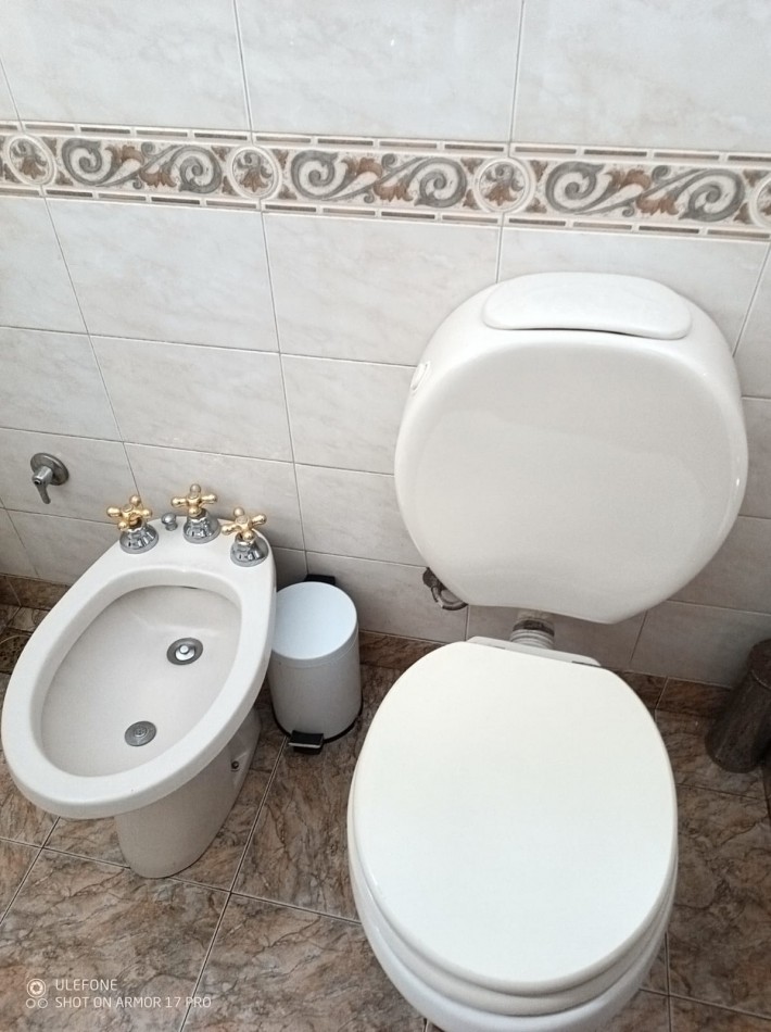 ALQUILER - Excelente Chalet