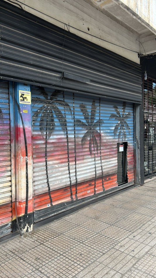 ALQUILER- Local sobre peatonal