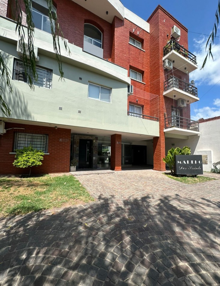 VENTA- Depatamento 3 ambientes buena ubicacion