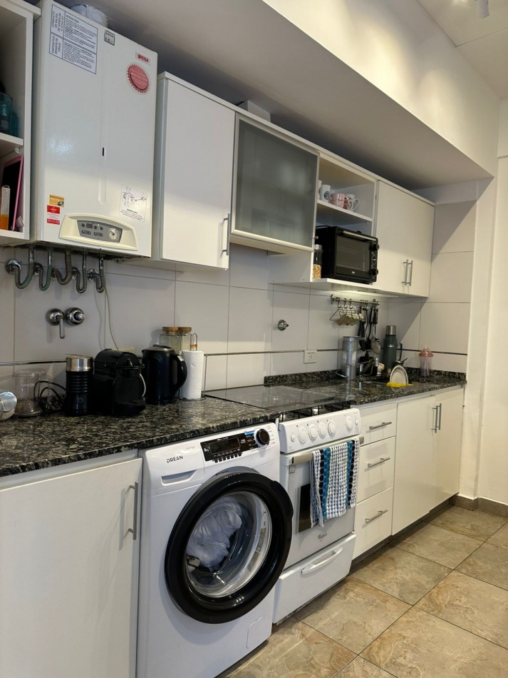 VENTA- Depatamento 3 ambientes buena ubicacion