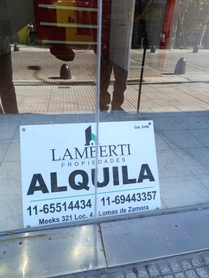ALQUILER- Local sobre peatonal