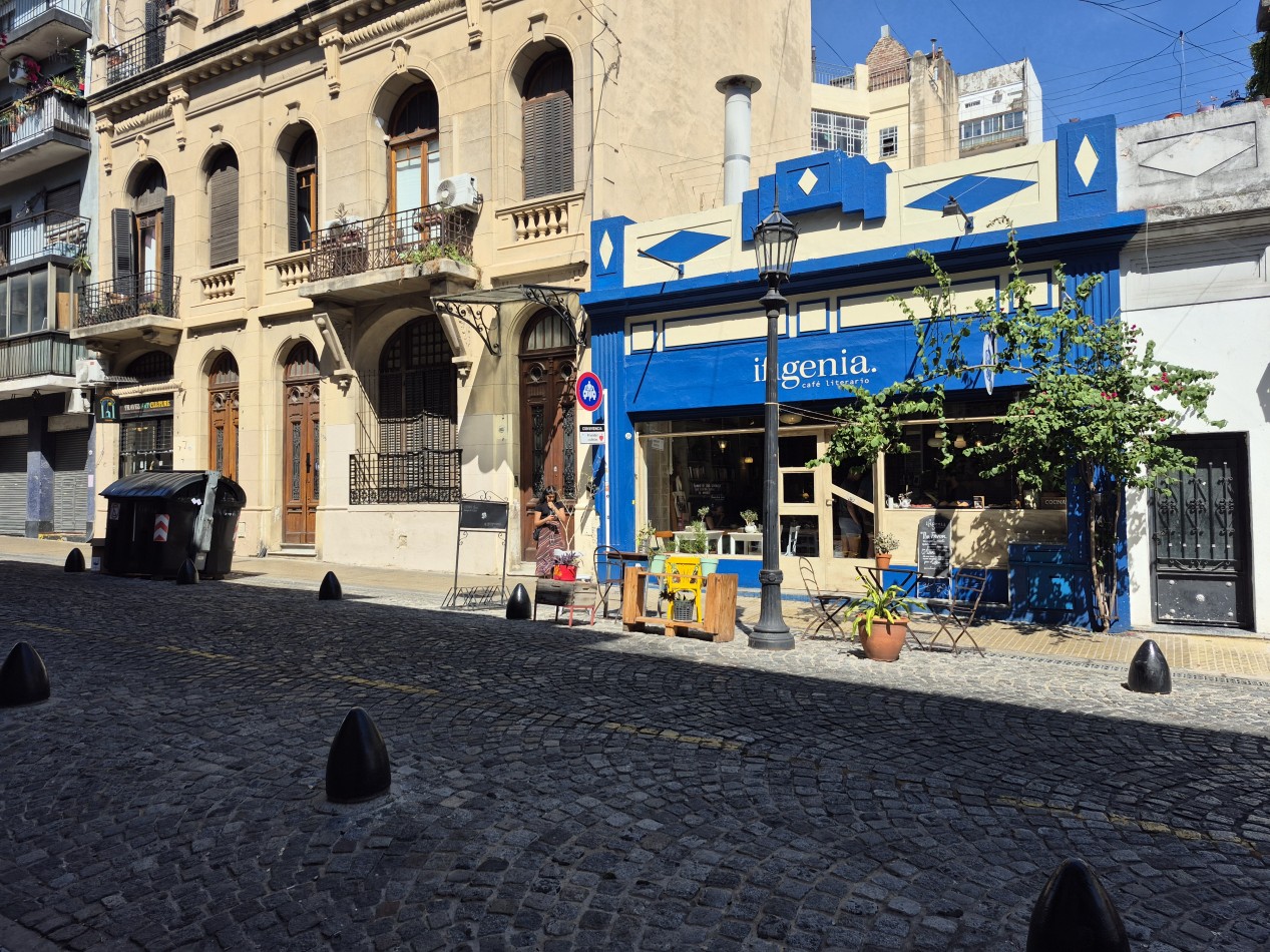 ALQUILER - PH 2 AMBIENTES