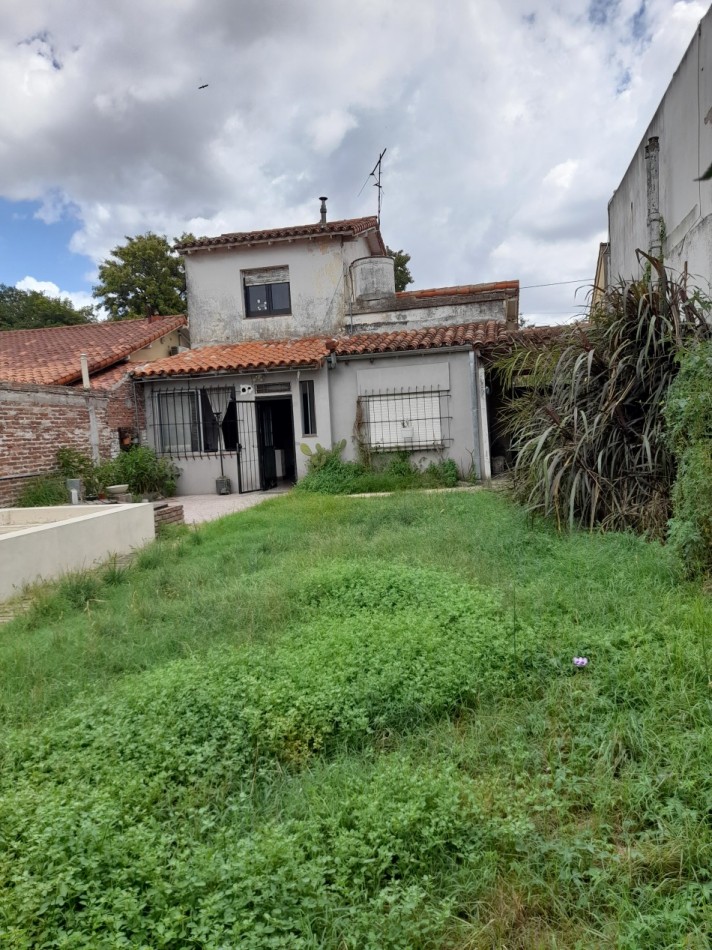 ALQUILER - CASA EXCELENTE UBICACION