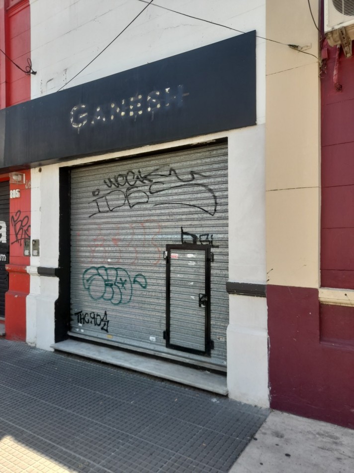 ALQUILER - Local sobre Laprida