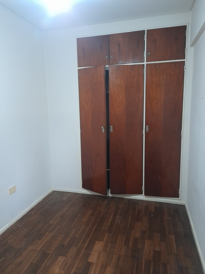 ALQUILER - Departamento 3 AMBIENTES centrico 