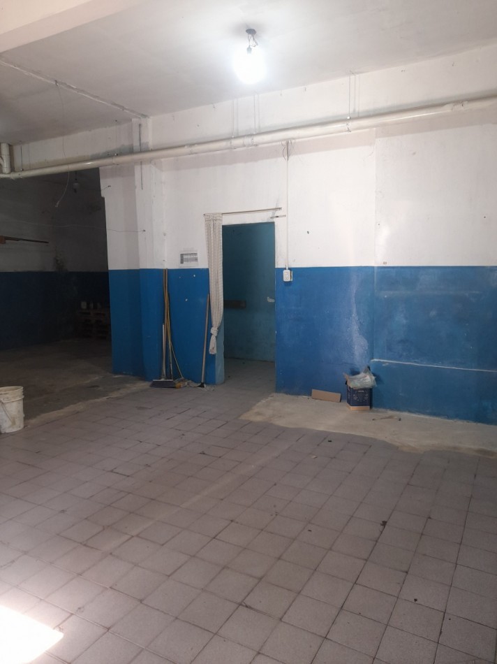ALQUILER- GALPON O LOCALES