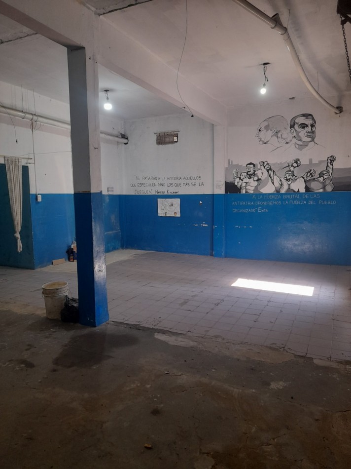 ALQUILER- GALPON O LOCALES