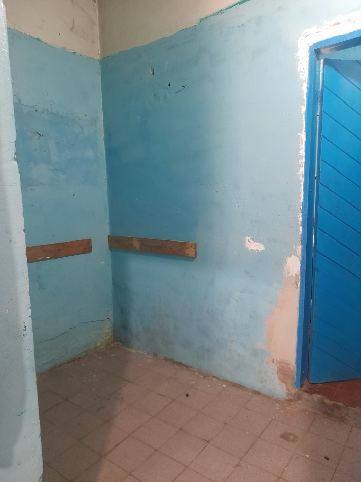 ALQUILER- GALPON O LOCALES