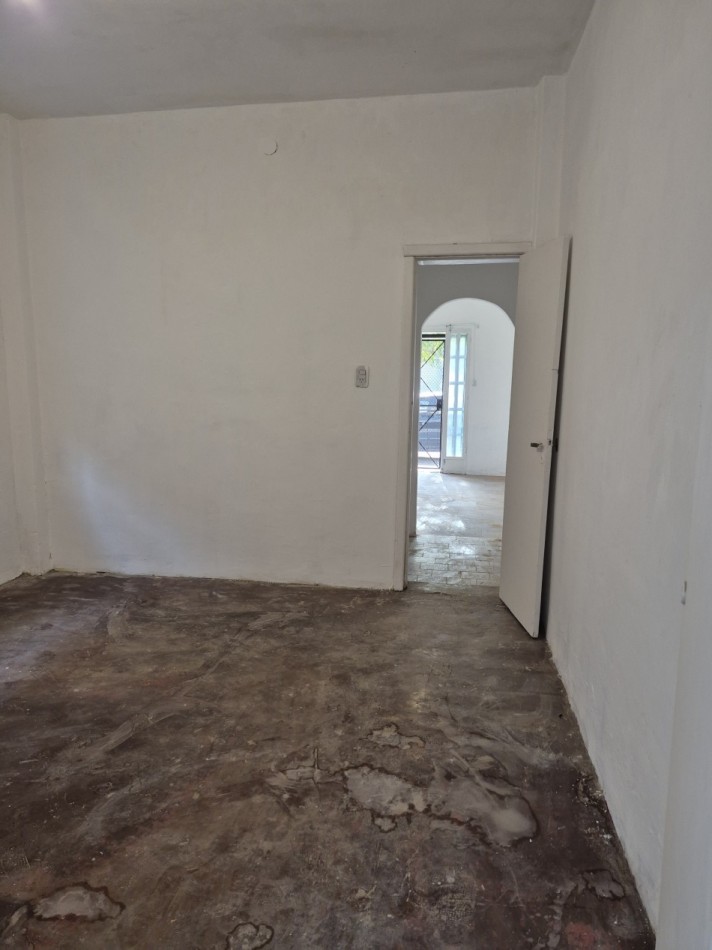 ALQUILER - PH al frente 3 ambientes