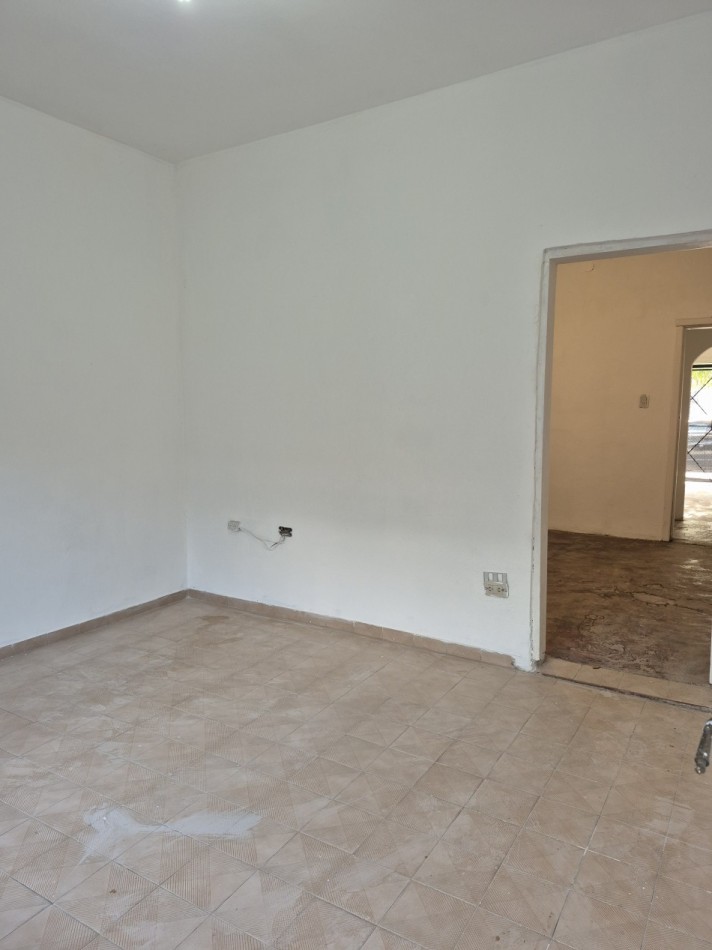 ALQUILER - PH al frente 3 ambientes