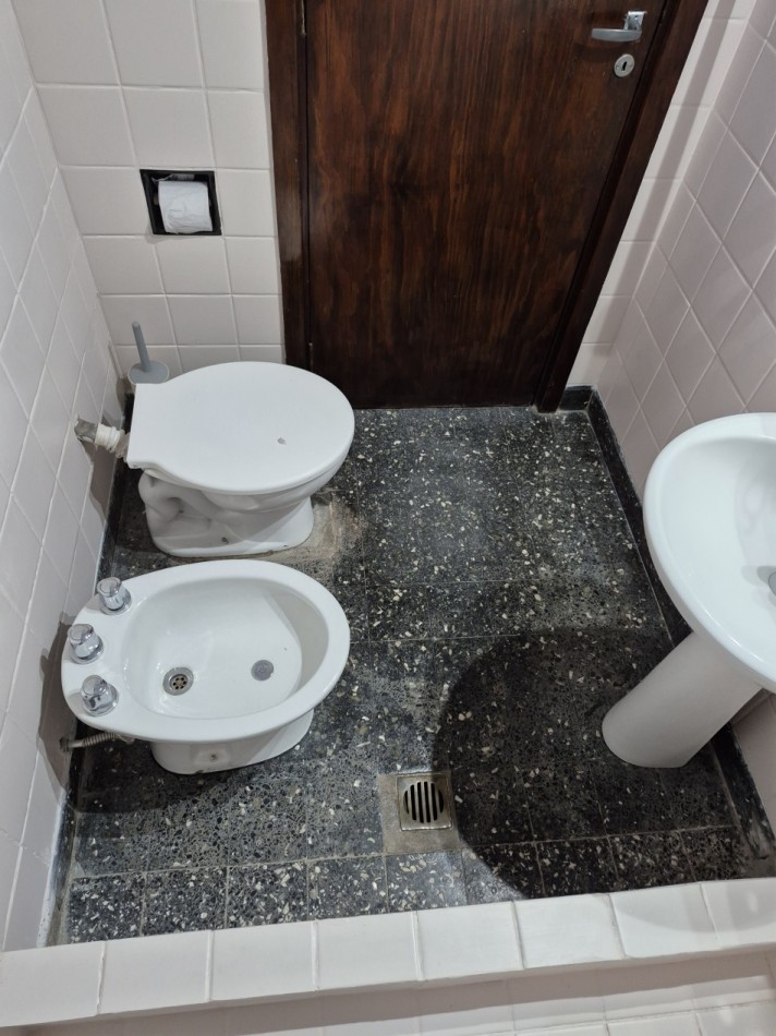 VENTA - PH 2 ambientes amplio